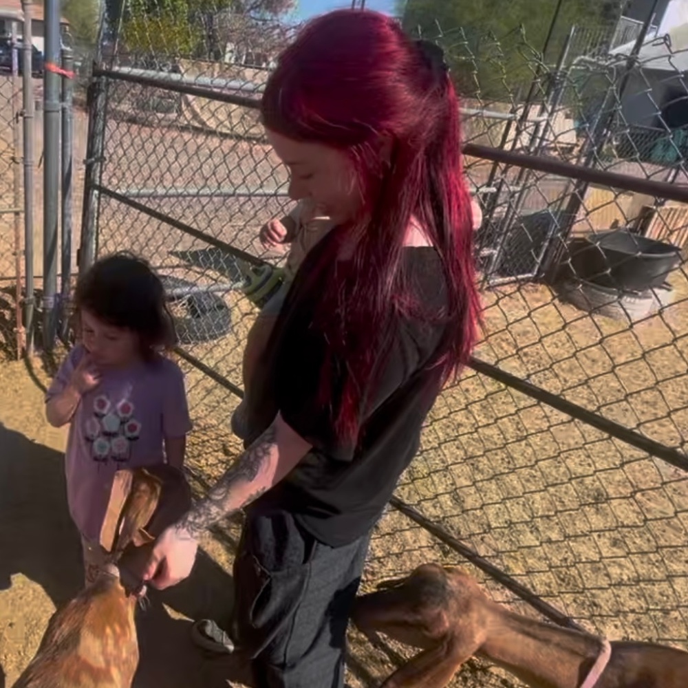 Meet your Posher, Kenzie